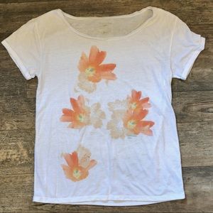 American Eagle T-shirt